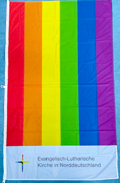 Regenbogen-Flagge „Pride Nordkirche“